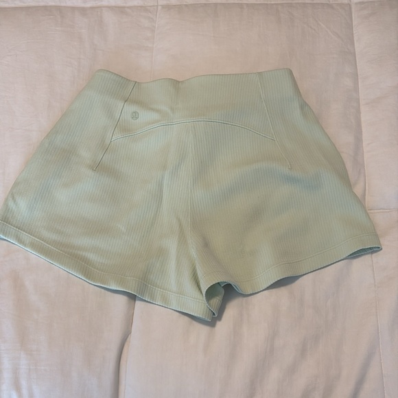 lululemon Ribbed Softstreme High-Rise Short 2” - Picture 3 of 4